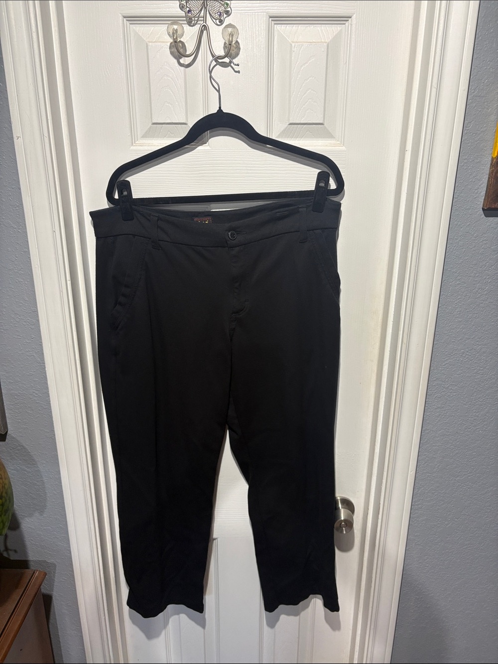 Lee Black Women's Stretchy Pants - Classic Straight